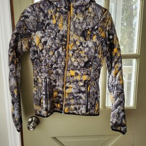 Lole Women's Abstract Puff Jacket - Yellow and Gray